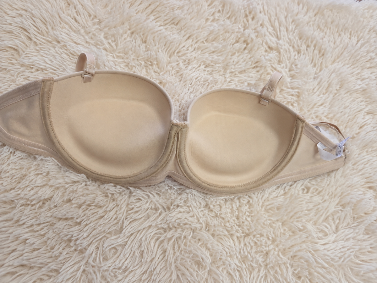 Push up brus sa silikonskom trakom strapless